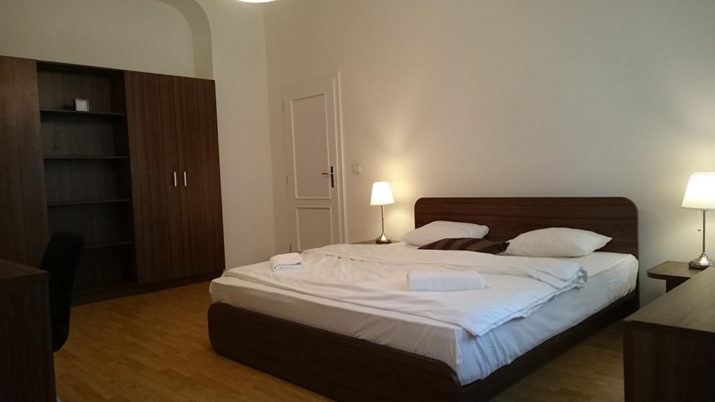 Lion Apartments Medena, Big Size, High Ceilings Pressburg Zimmer foto