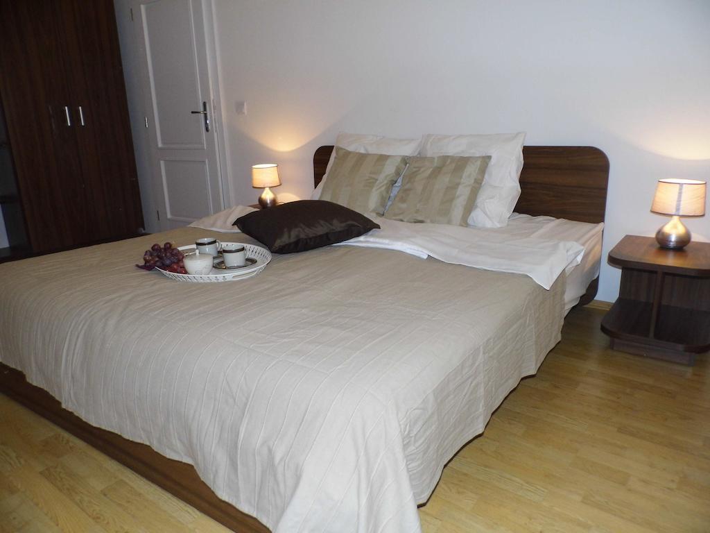 Lion Apartments Medena, Big Size, High Ceilings Pressburg Zimmer foto