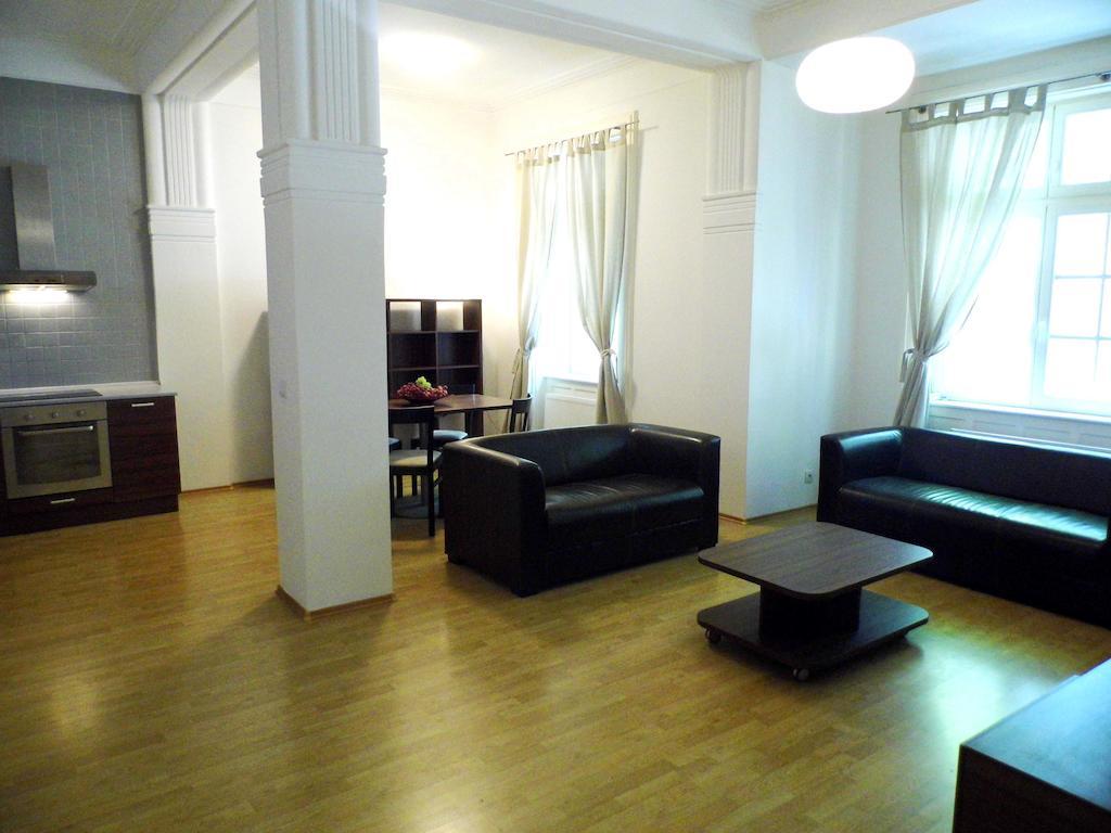 Lion Apartments Medena, Big Size, High Ceilings Pressburg Zimmer foto