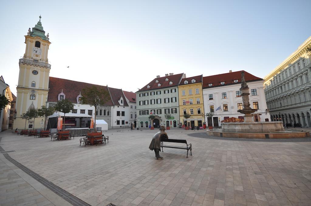 Lion Apartments Medena, Big Size, High Ceilings Pressburg Exterior foto