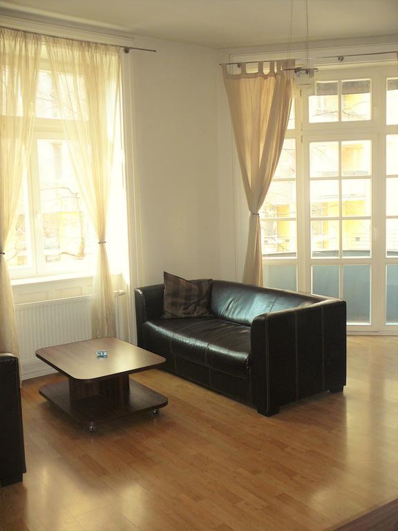 Lion Apartments Medena, Big Size, High Ceilings Pressburg Exterior foto