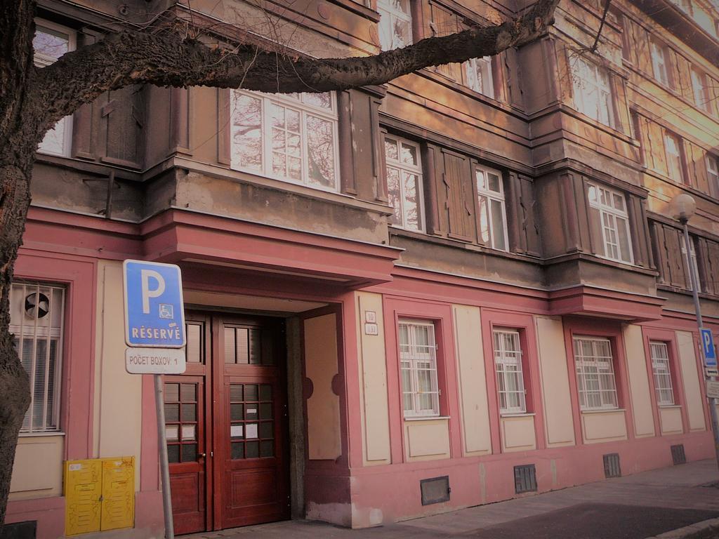 Lion Apartments Medena, Big Size, High Ceilings Pressburg Exterior foto